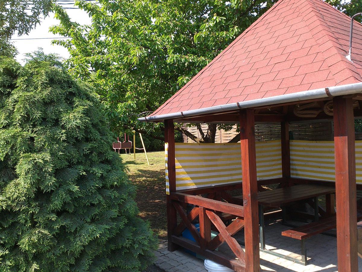 Anna Ilona Vendeghaz Hotel Badacsonytomaj Exterior photo