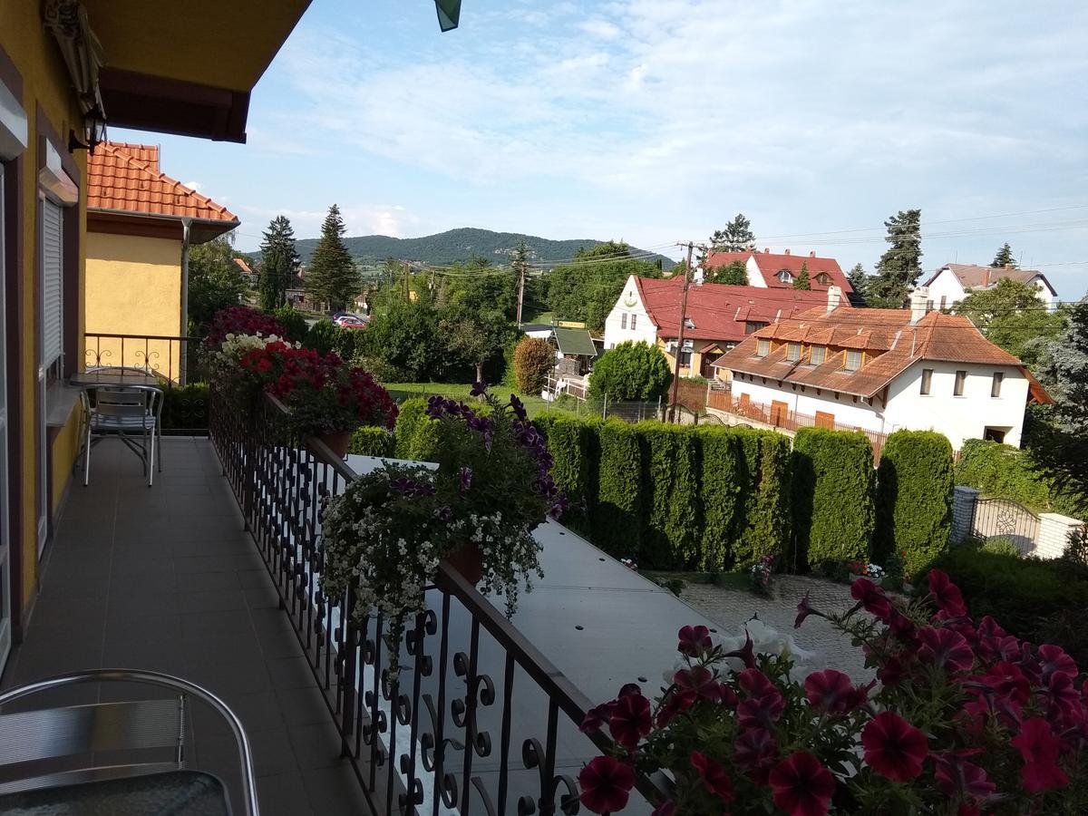 Anna Ilona Vendeghaz Hotel Badacsonytomaj Exterior photo